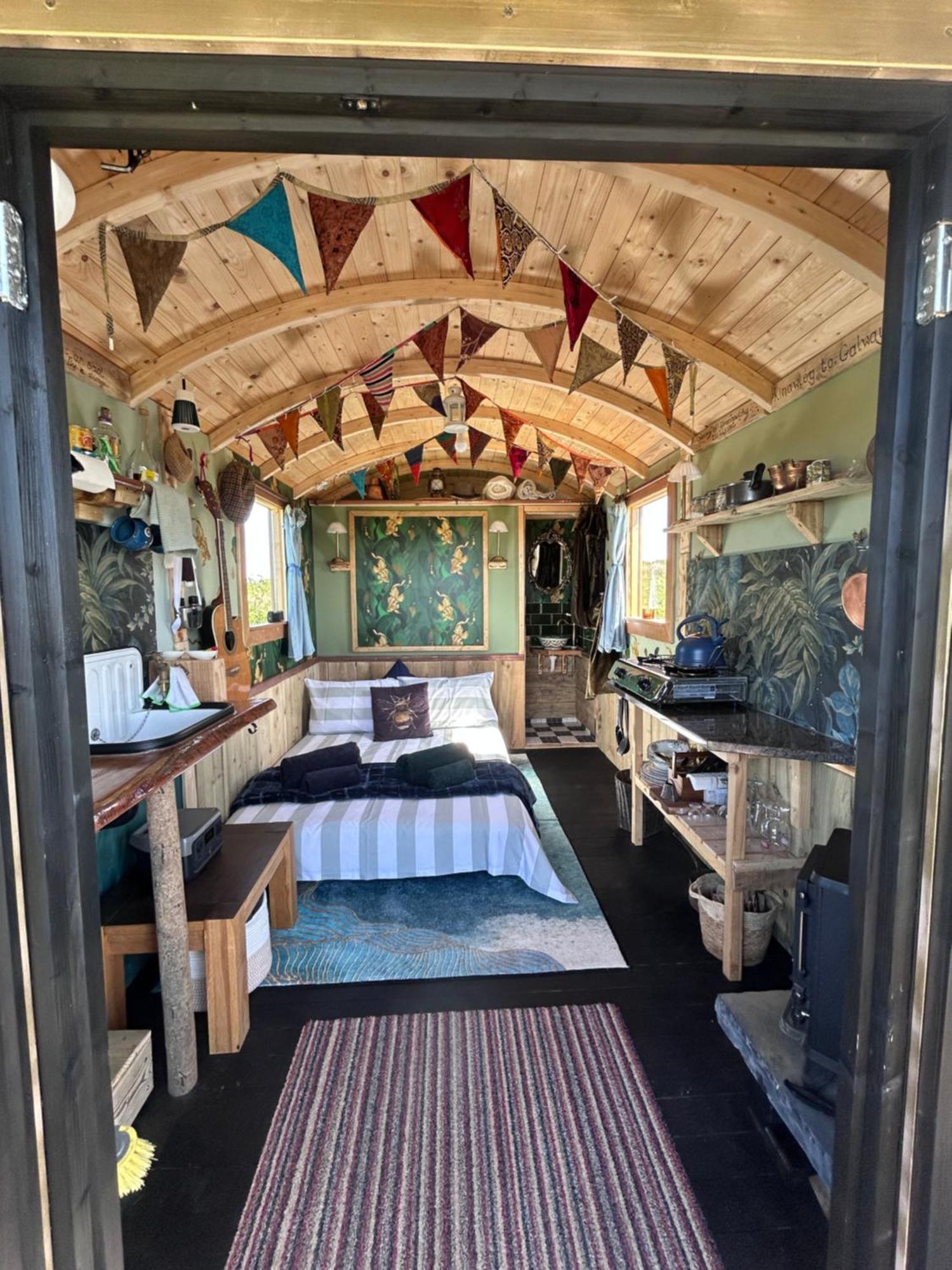 The Creevy Cabin Ballure Номер фото